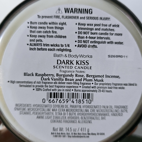 Bath & Body Works Dark Kiss Candle - Picture 2 of 2